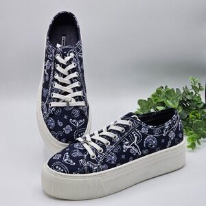 Windsor Smith Ruby Platform Sneakers Blue Paisley Print‎ Lace Up Women's Size 8